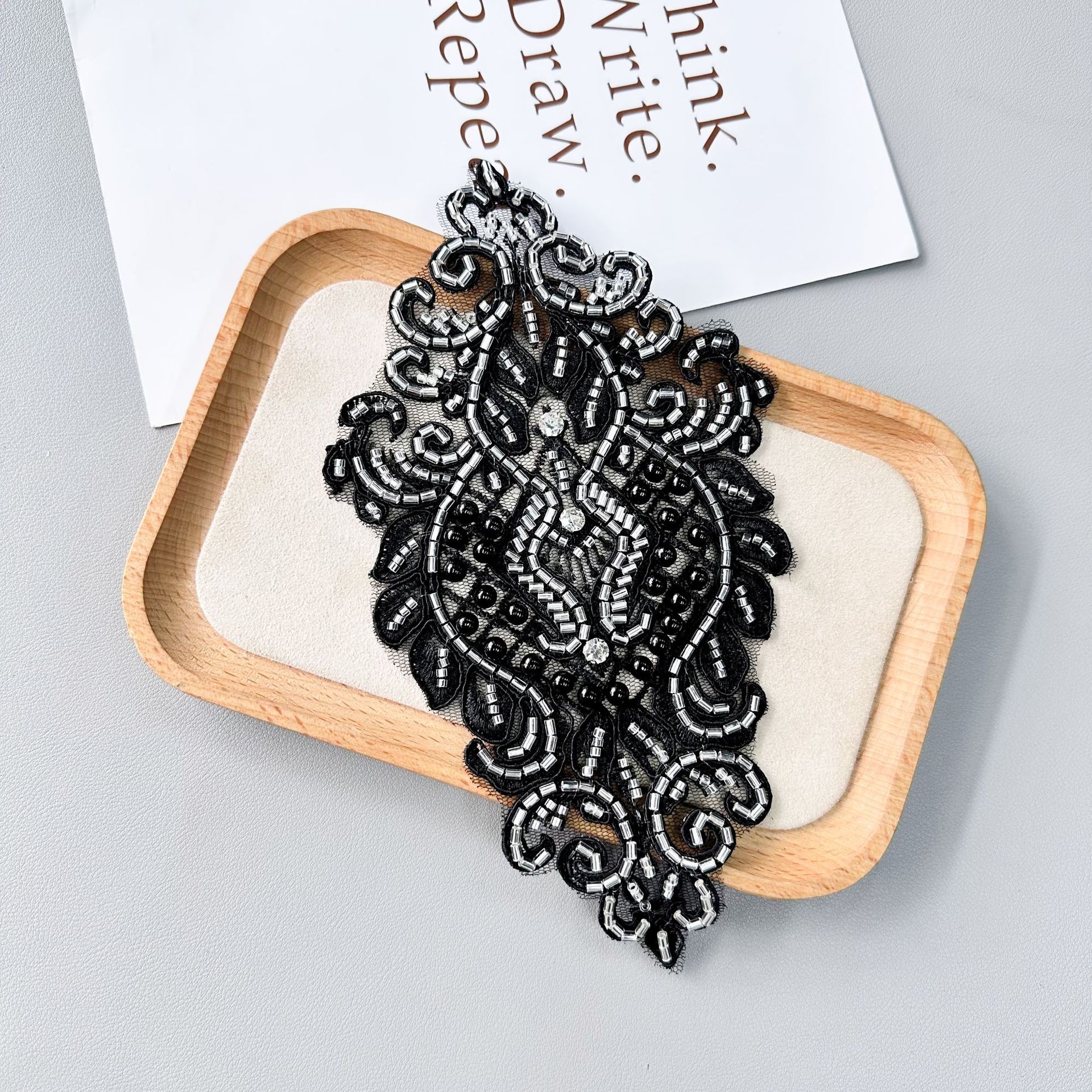 Nuevo estilo nacional multicolor diamante cuentas de clavos bordados didiy vestido de boda vestido de ropa de ropa de ropa accesorios de ropa