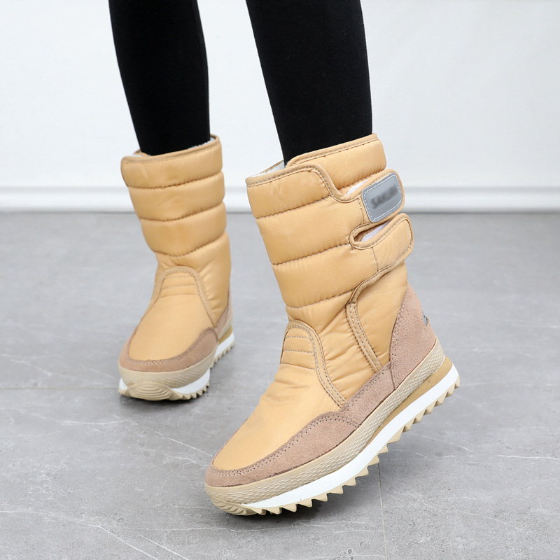 winter thickening Plush keep warm Snow boots comfortable fashion In cylinder snowshoe light Cotton boots Women's Shoes