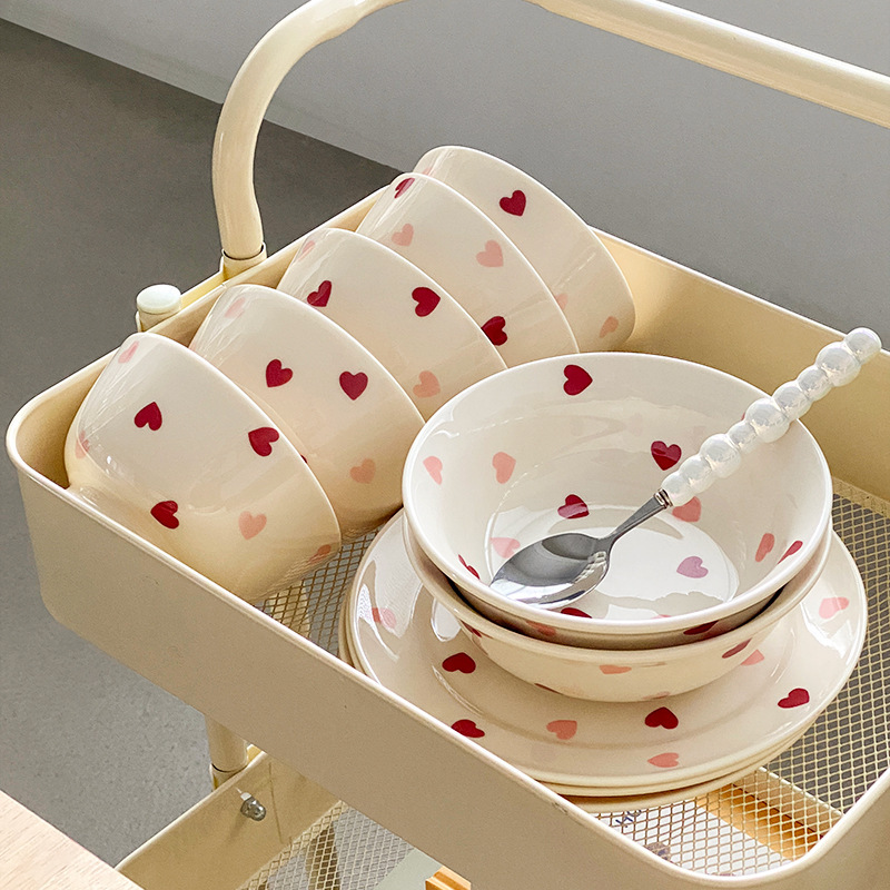 Clearance Sale: Heart-Shaped Cream-Colored Soup Bowl and Plate Set, Household High-Temperature Resistant Ceramic Bowl with Underglaze Color, Suitable for Dormitory Use