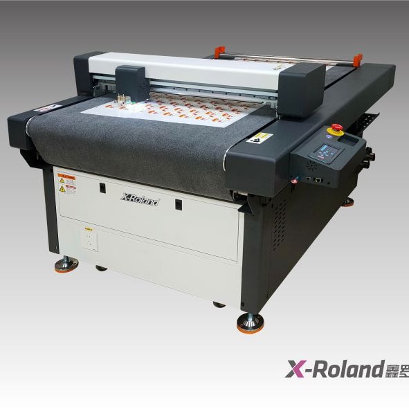 Máquina de corte láser de cristal marca máquina de corte láser inteligente perforación láser especial de posicionamiento seguimiento de corte preciso preciso