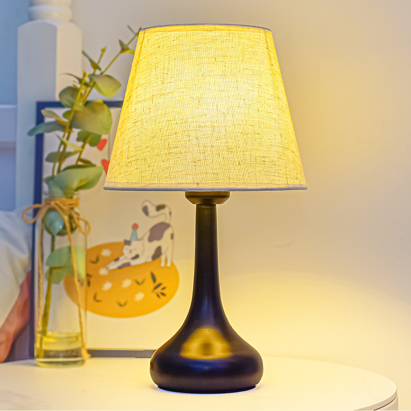 北歐ins簡約現代客廳溫馨歐式輕奢夜燈遙控美式檯燈主臥室床頭燈