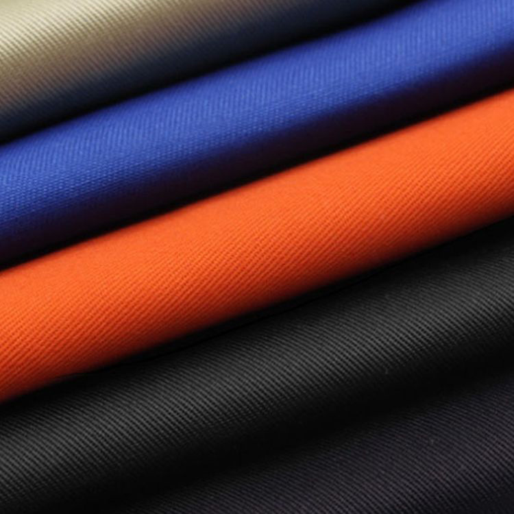 65 / 35 poliéster / algodón mezcla tejido de tejido de teñido de twill en venta