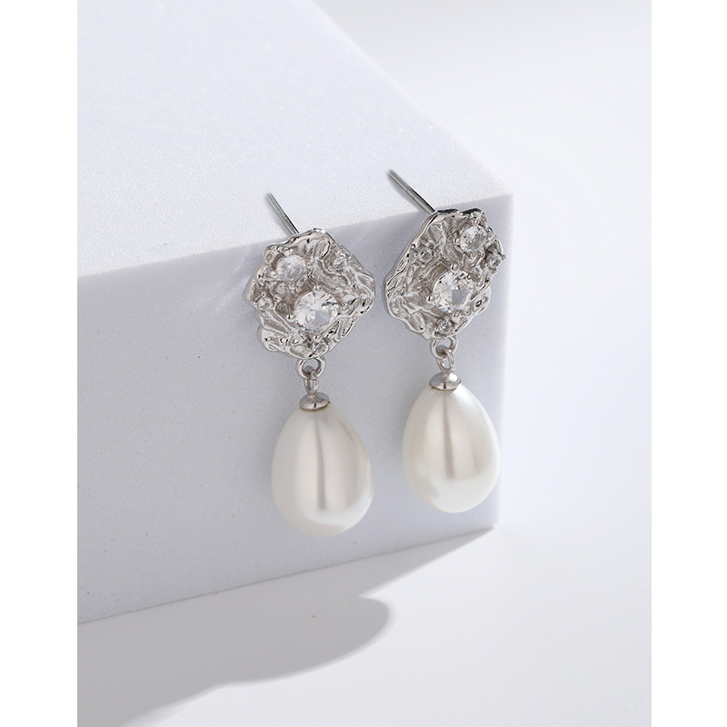 925 pendientes de perlas de plata esterlina Luz de las mujeres de lujo de alto grado francés retro nicho diseño flor pendientes largos