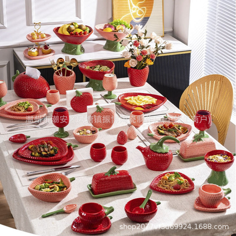 Ceramic Tableware suit Dishes Household Bowl Spoon suit Strawberry Ceramic Tableware Hand-painted Tableware Dishes suit