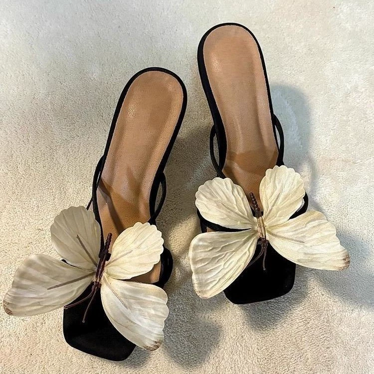 Женские летние тапочки в стиле феи, новинка 2025 года, с юбкой, на высоком каблуке, шпильке, красивые сандалии и тапочки.