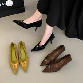 2026新款细高跟金属花浅口绒面细高跟套脚百搭通勤工作职业女单鞋