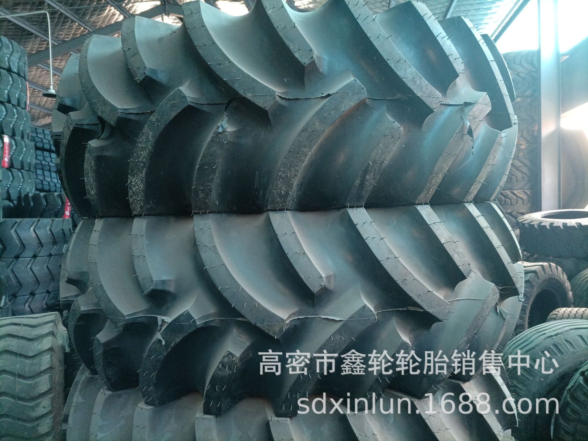 供应9.5/11.2/12.4/13.6/16.9/18.4-24-26-28-30拖拉机轮胎