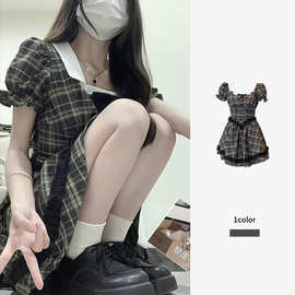美式学院风格子连衣裙女夏2026新款显瘦方领泡泡袖收腰公主蓬蓬裙