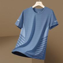 [Puesto en stock] Camiseta de manga corta de seda de hielo para hombre de verano delgada suelta deportes de secado rápido transpirable de alta calidad a rayas T