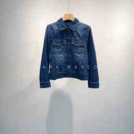 女式毛呢外套;休闲裤;女式羊绒外套