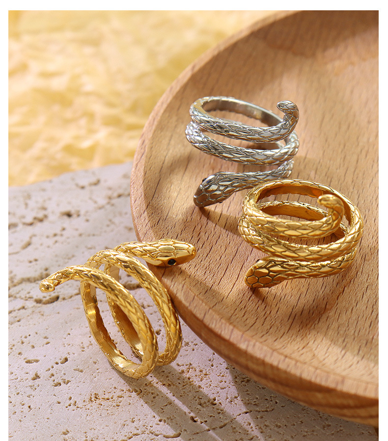simple titanium steel animal surround snake shaped ring