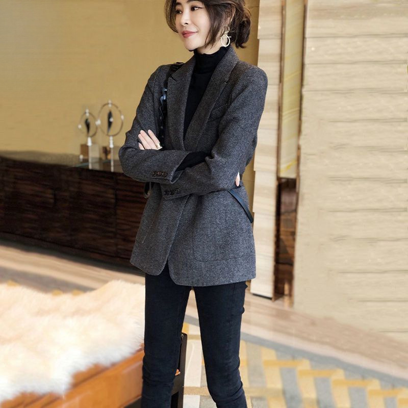 赫本风大衣女2025春秋新款韩版宽松显瘦中长款格纹西装呢外套