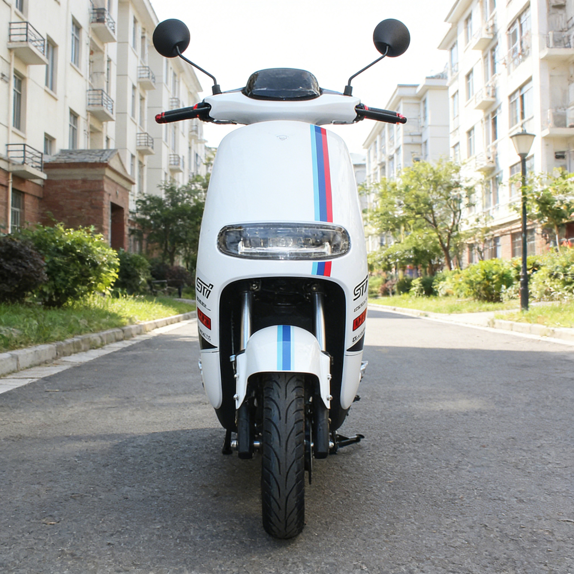 Cross-Border Wholesale Long Run King Electric Scooter 72V Two-Seater Electric Motorcycle Adult High-Power High-Speed Electric Vehicle