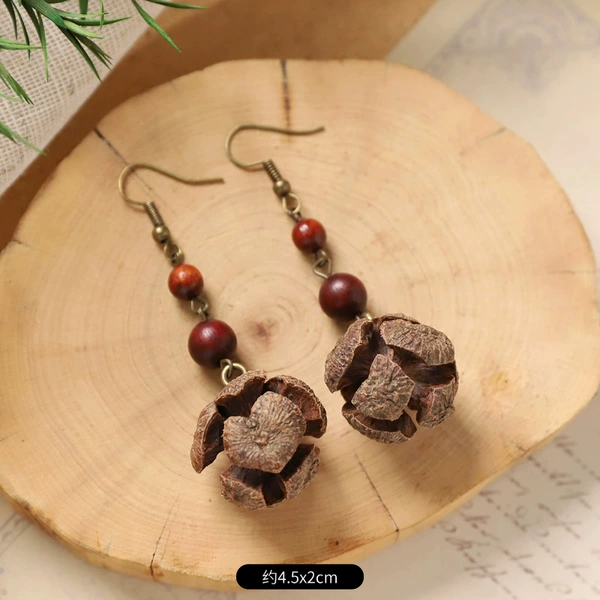 13-double sandalwood beads football fruit