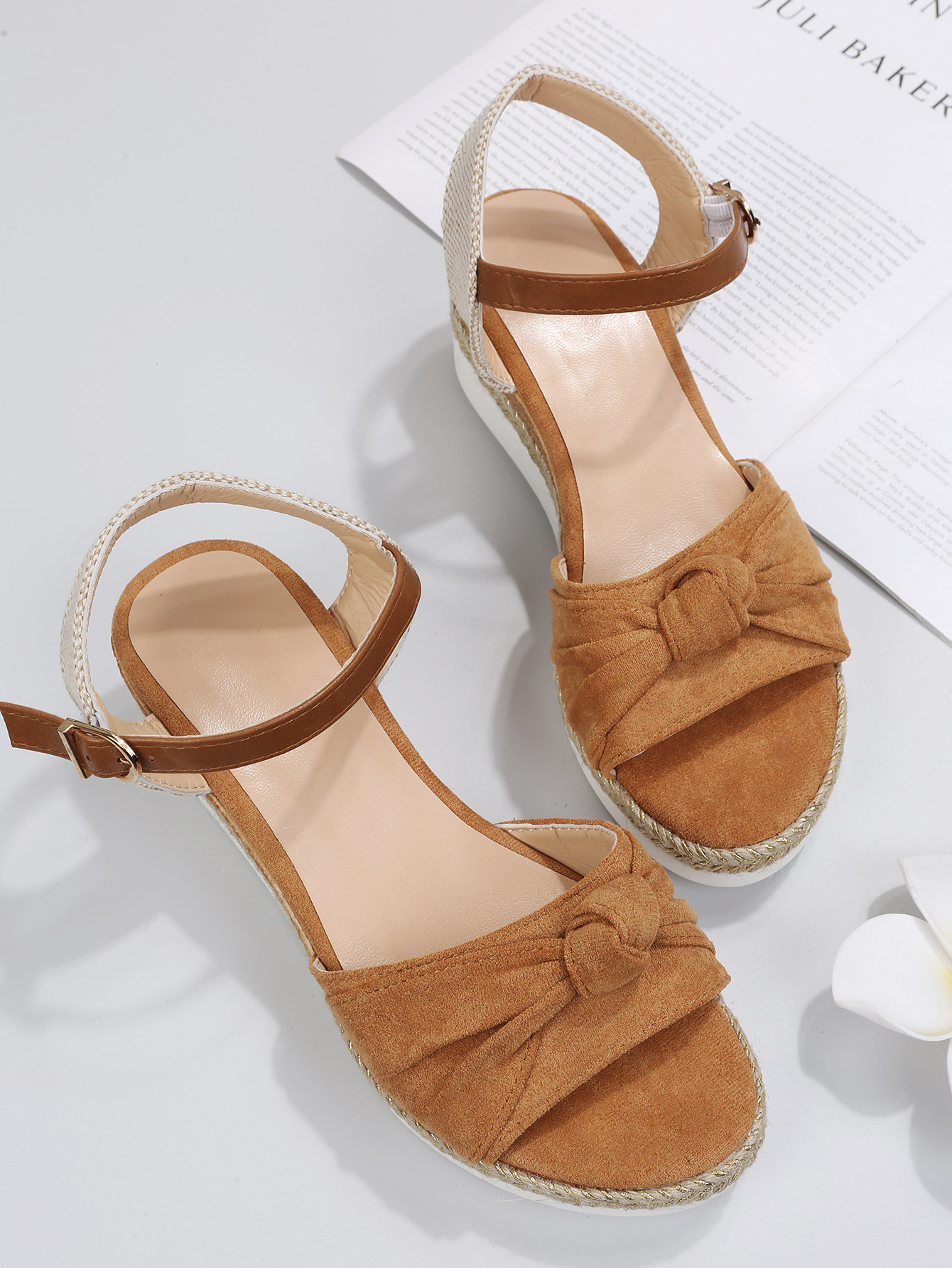 Title 20, Kadınlar için Balık Ağzı Tasarımlı Kenevir Hala...