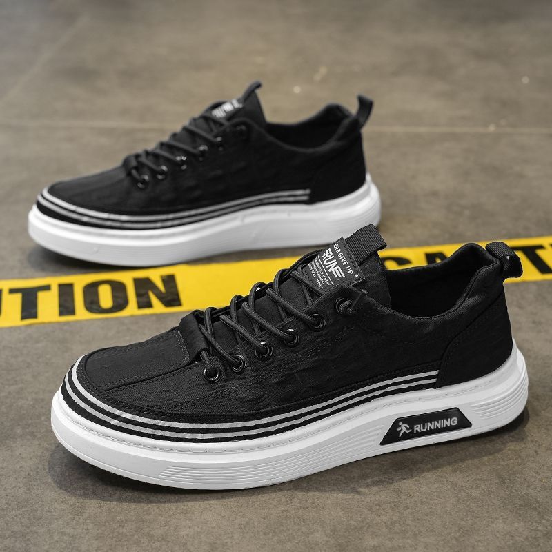 Men's Shoes 2025 Spring New Breathable Canvas Shoes Trendy All-match Flat Shoes Lazy Slip-on Old Beijing Cloth Shoes