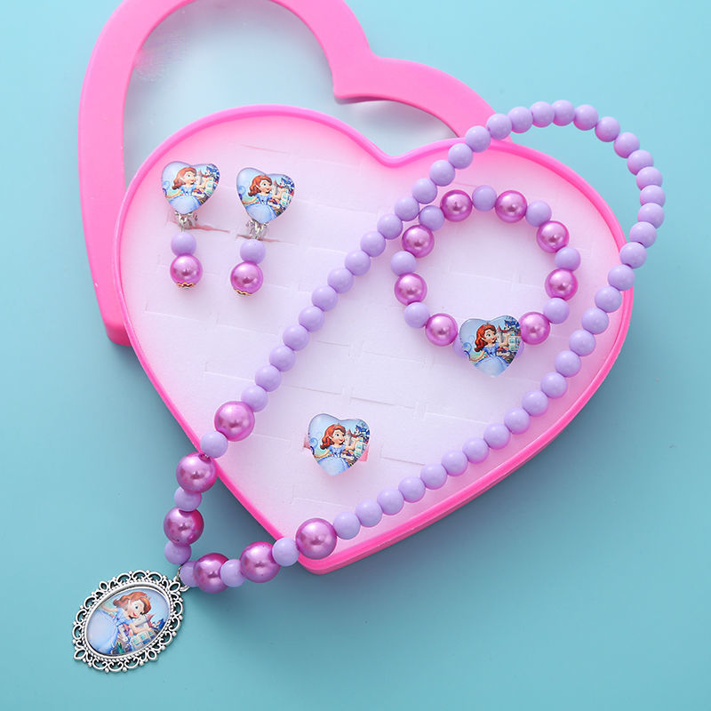 d135e7ff-1dbb-47b6-8f43-dafb1d