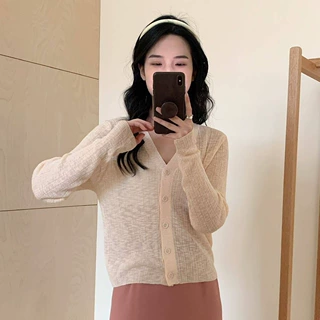 2026年夏款新款韩版简约百搭小香风V领薄款防晒衫修身显瘦开衫女