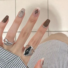 秋冬可愛小熊格紋美甲短款穿戴甲貼片假指甲可拆卸批發美甲片成品