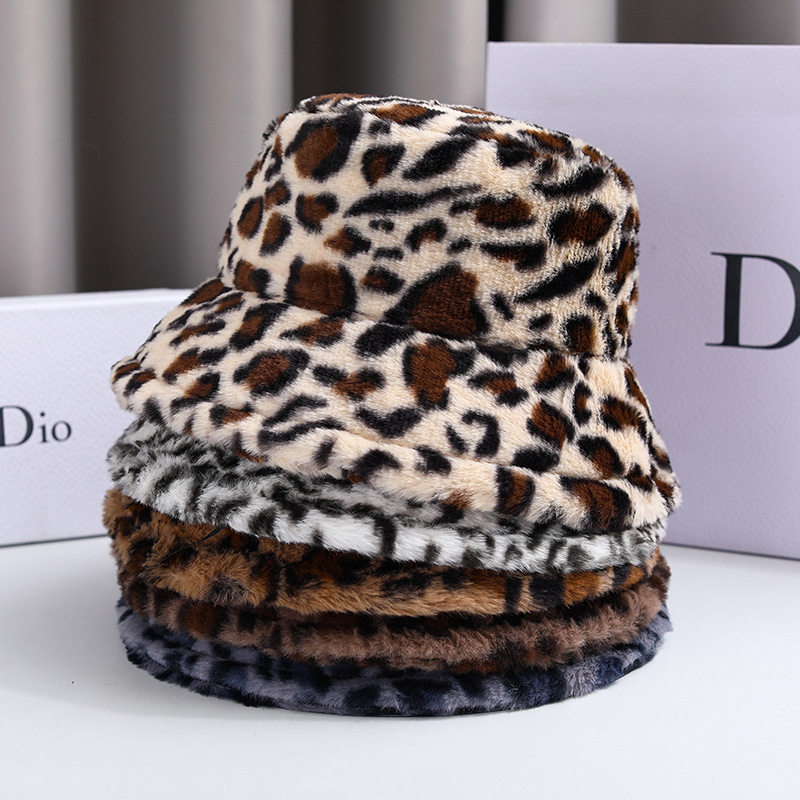 Plush Hat for Small Face, Warm Cross-Border Ins Bucket Hat for Women, Winter Leopard Print Versatile Fisherman Hat for Women