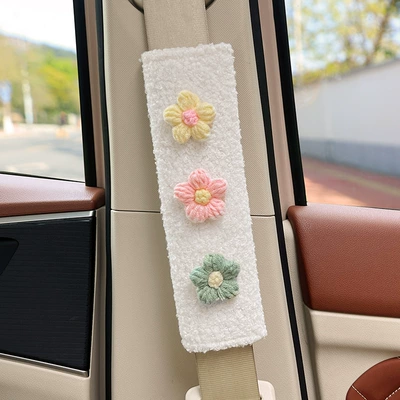 Seat belt shoulder pad — Seatbelt Shoulder Pads for Cars, High-End - three-little-flowers-white-lambswool-shoulder-pad-24cm-single