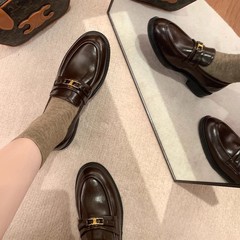 牛革版～英国風凱旋門ゴールドバックルスリッポン厚底ローファーシューズレディース革靴
