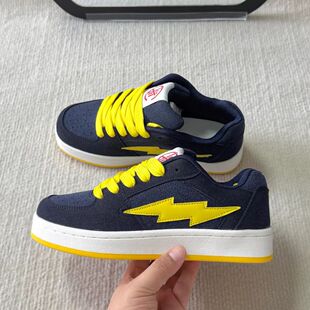 ����insС�����{ɫ�W����Ь��Ů2025����ٴ���H���e�\�Ӱ�Ь