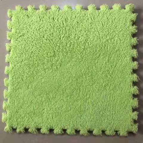 Plush Puzzle Carpet Tile, 30×30 cm, Soft Shag Surface, Interlocking Foam Mat