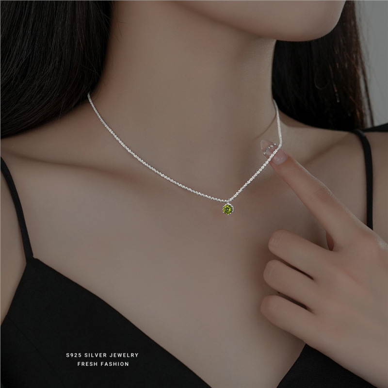 Silver Starry Sky Sparkling Bracelet With Olive Green Zircon_voghion.com