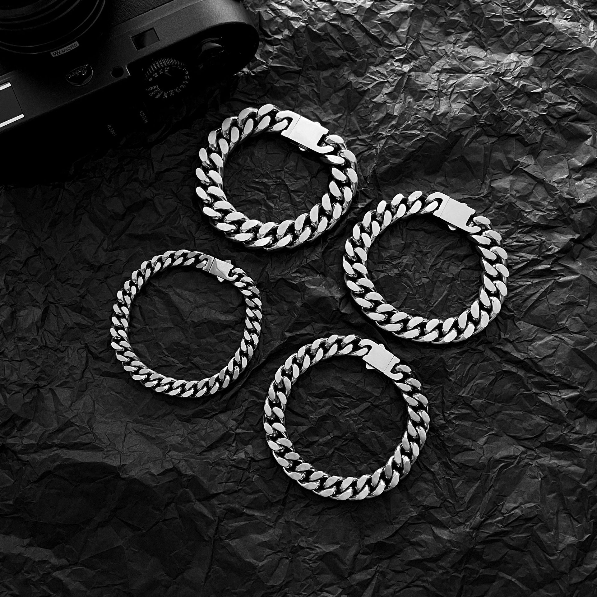 Simple Style Geometric Titanium Steel Polishing Unisex Bracelets 1 Piece