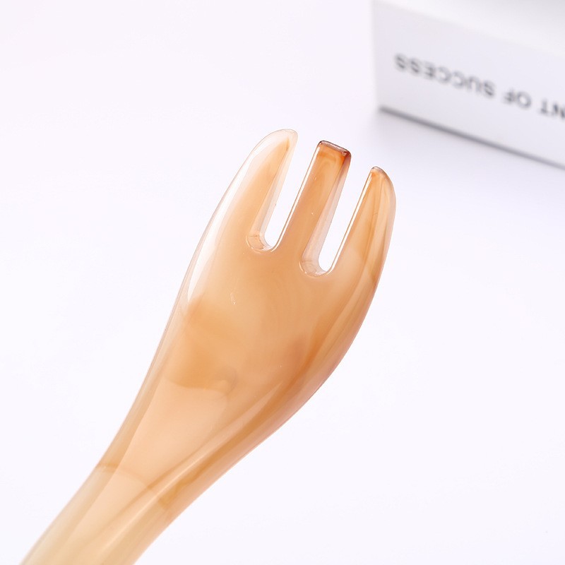 Scalp Massage Comb Three-Claw Meridian Gua Sha Tool Handheld Head Therapy Beauty Care Stick key features
