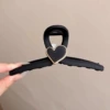 Матовый чёрный, сердце (≈15 см)