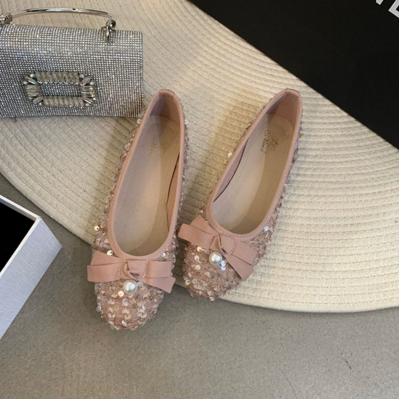 Модные женские туфли с круглым носком, маленький ароматный стиль, плоский каблук, женские туфли на мягкой подошве, жемчужная бабочка в корейском стиле, универсальные и красивые туфли на плоской подошве.
