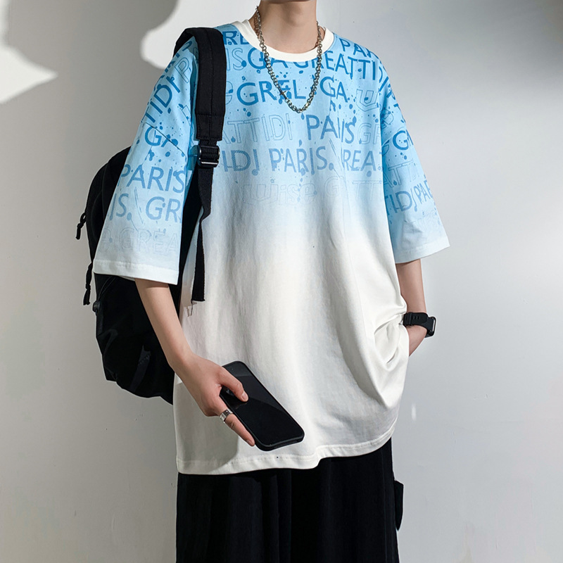 Hombre camiseta de manga corta Hong Kong vientos de tendencia camiseta de verano de cuello redondo camiseta de base casual suelta de cinco mangas para hombres