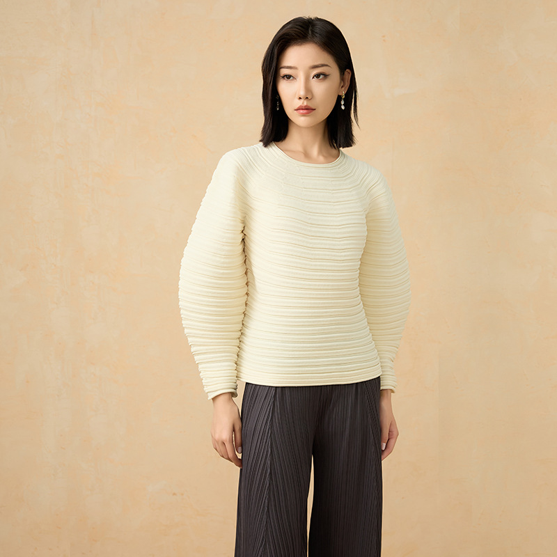 韓国風プリーツセーター25冬新作ラウンドネックゆったり型半袖長袖ニットセーター柔らかく高級感がありシンプルです。