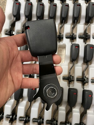 H038902 подходит для новой Toyota задний поясной ремень безопасности пряжка ремня безопасности пряжка замка сиденья