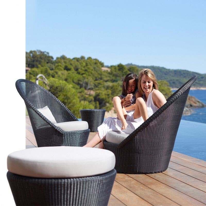 Three-piece outdoor sofa set with European rattan backrest, coffee table, leisure courtyard sofa combination, rattan chair, hotel three-piece set
