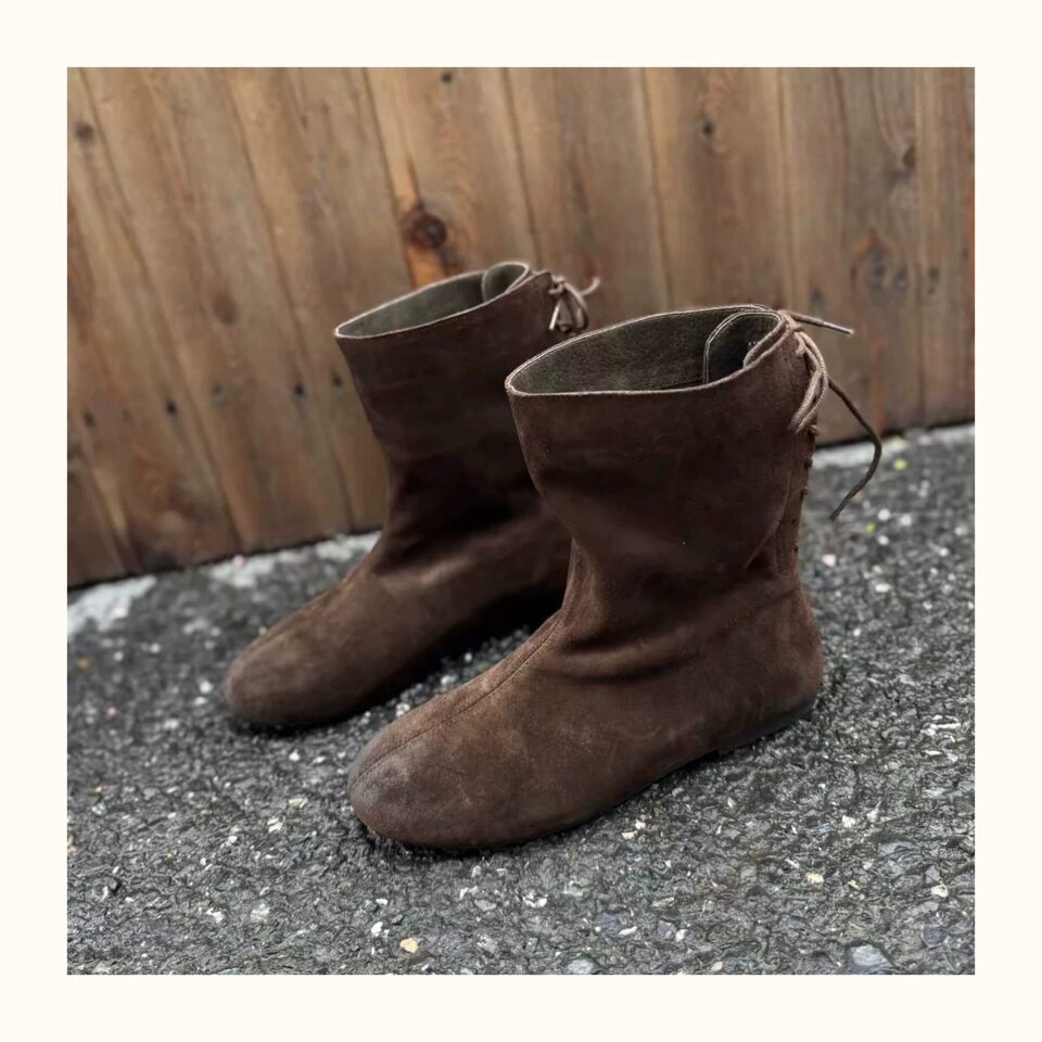 Bốt nữ cổ thấp mũi tròn da lộn quai hậu đế bằng — Màu cà phê, Màu kaki chi tiết 3