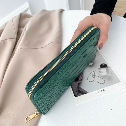  cross-border crocodile pattern women's handbag PU clutch business women's long wallet large capacity clutch bag trend