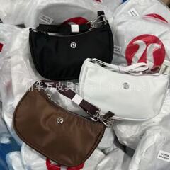 包包lululemo City  Essentials单肩腋下包月牙包
