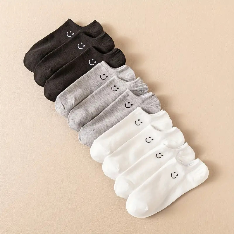 1 Set Casual Unisex Smiley Face Solid Color Polyester Cotton Polyester Ankle Socks display picture 5