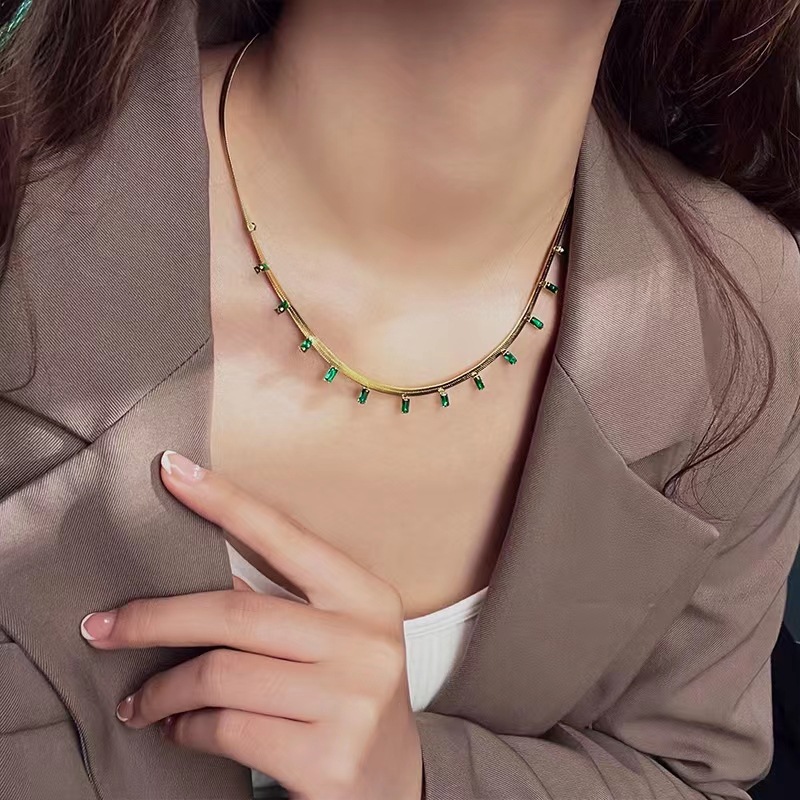 Fashion Square Titanium Steel Inlay Rhinestones Necklace Colorza_colorza_5