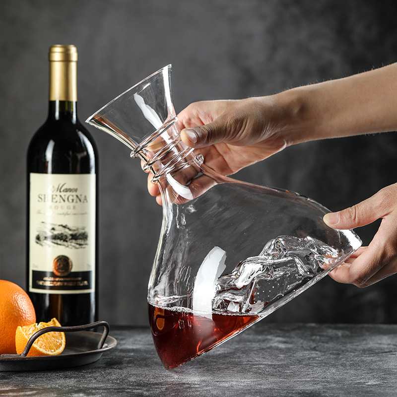 Fast creative wine decanter