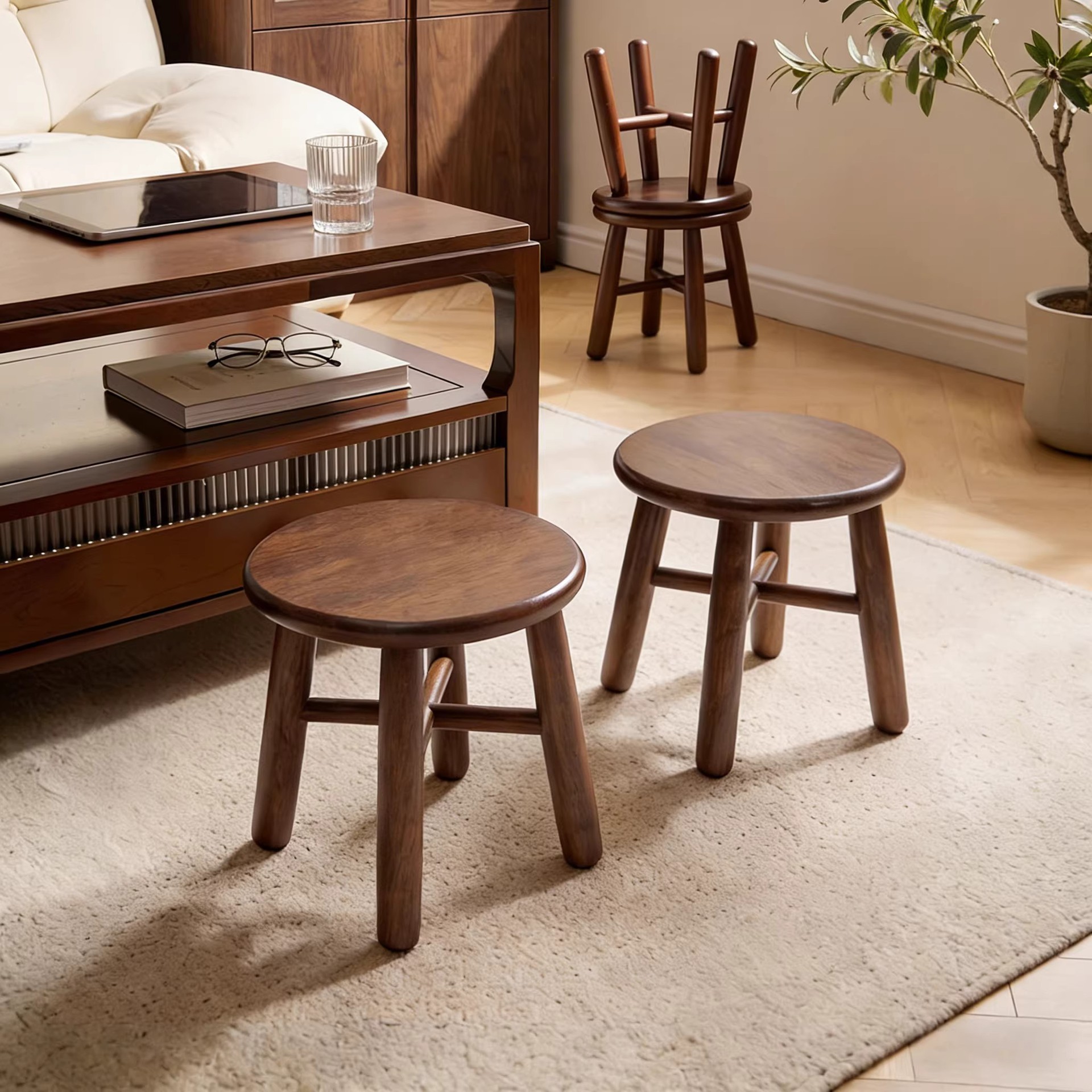 Taburete enano de madera maciza taburete pequeño hogar silla de banco pequeño antiguo Sala de estar taburete sofá Mesa de café taburete redondo puerta cambio de taburete de zapatos