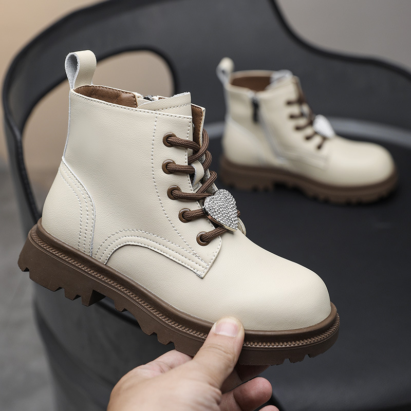 巴布猴儿童马丁靴真皮2023年秋季新款公主女童短靴单靴男童鞋宝宝