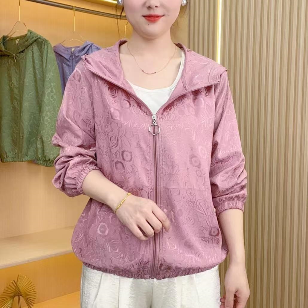 2026休闲户外连帽防晒衣夏季女士纯色拉链短外套薄款宽松遮阳