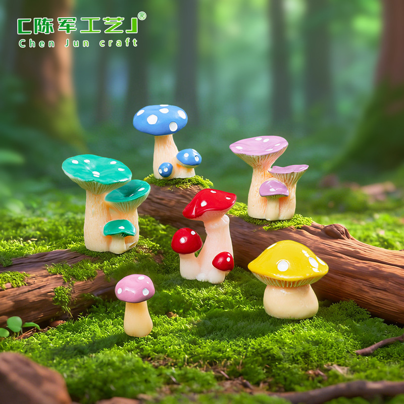 Simulated Mushroom Bushes, Micro-Landscape Cartoon Creative Mushroom Gift Ornaments, DIY Mini Accessories, Resin Crafts Simulated Mushroom Bushes, Micro-Landscape Cartoon Creative Mushroom Gift Ornaments, DIY Mini Accessories, Resin Crafts