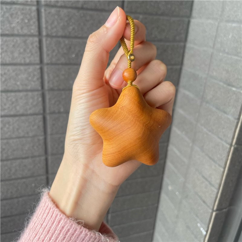 天然熟成古材シダ木彫り星かわいい小さな星ペンダントキーホルダーバッグぶら下げ星木彫り|undefined