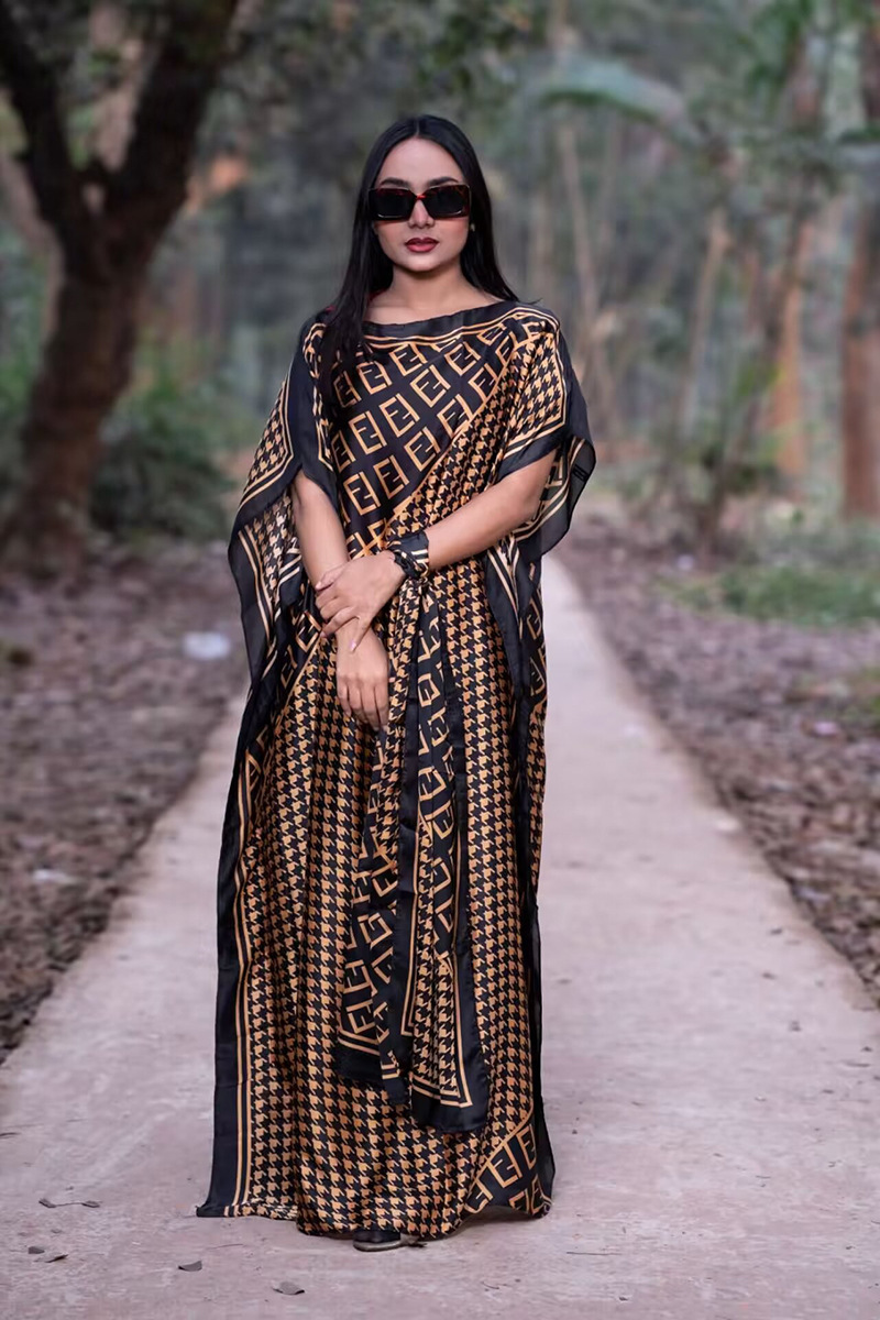 2025 primavera y verano nuevo Amazon venta rápida ropa malaya camisa de arena imitación seda brocado ropa de protección solar de vacaciones de playa