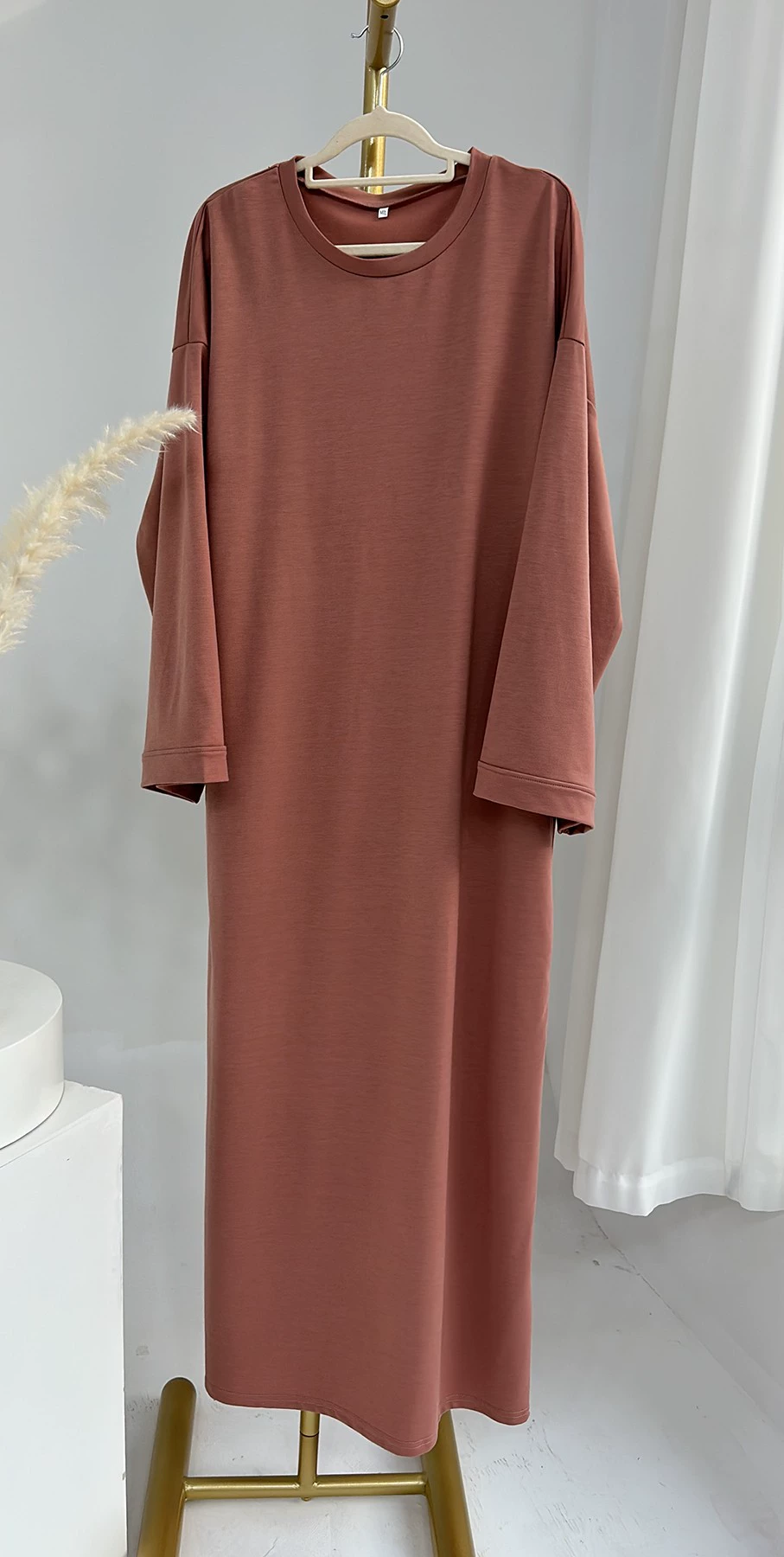 Loriya2024 Скорость на Дубай Дубай Ближний Восток Türkiye Dubai Непрозрачный цвет Sweat Dress LR737